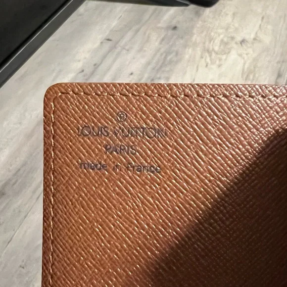 Louis Vuitton Slim Pocket Card Holder Monogram Canvas